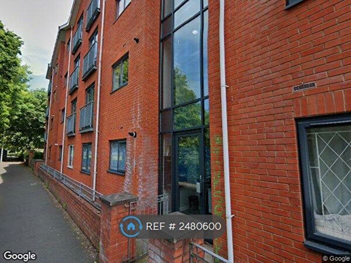 2 Bedroom Flat To Rent In Newbold Walk, Manchester, M15