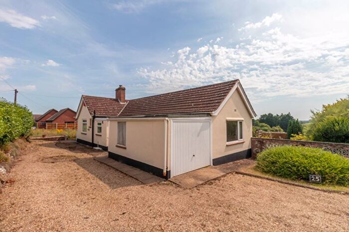 2 Bedroom Detached Bungalow To Rent In Taverham Road, Drayton, Norwich, NR8