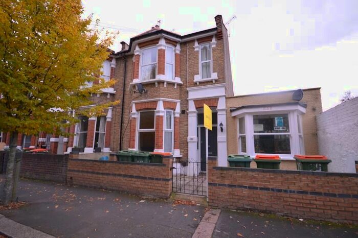 1 Bedroom Flat To Rent In Sidney Road, Forest Gate, London E7