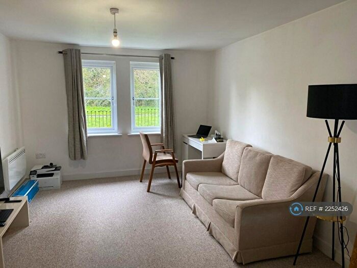2 Bedroom Flat To Rent In Barley Leaze, Chippenham, SN14