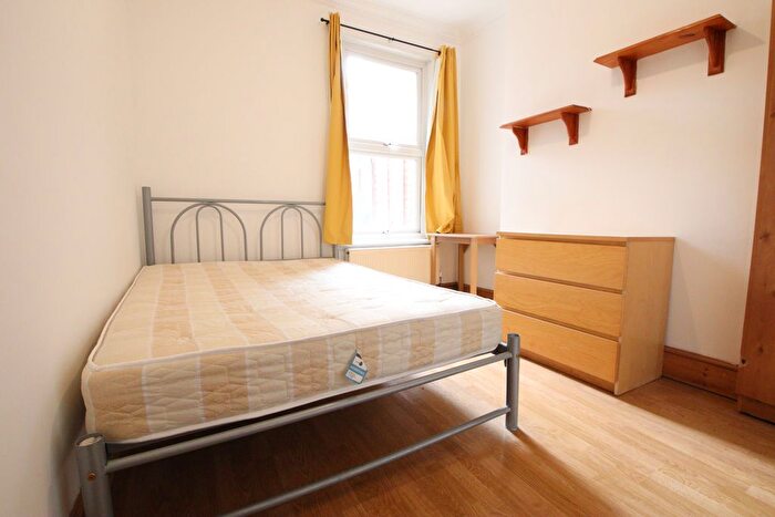 5 Bedroom Terraced House To Rent In Roseberry Gardends, London, N4