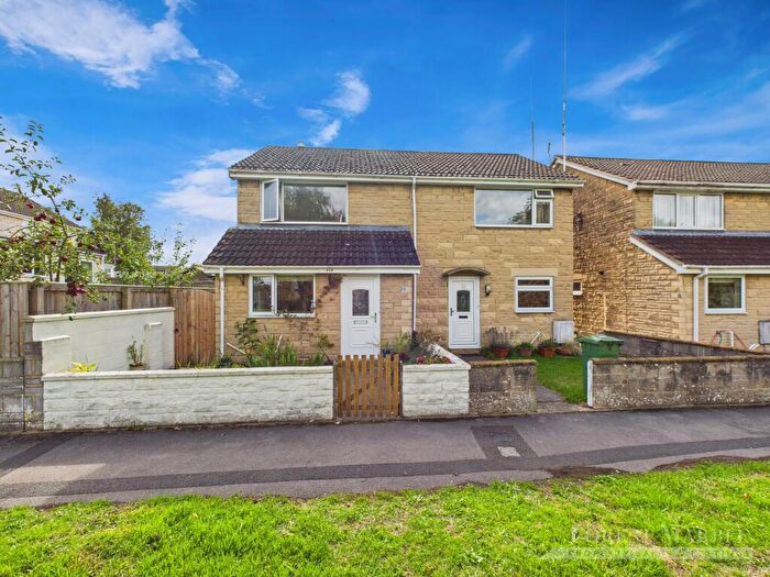 3 Bedroom Semi-Detached House For Sale In Shelley Road, Westfield, BA3