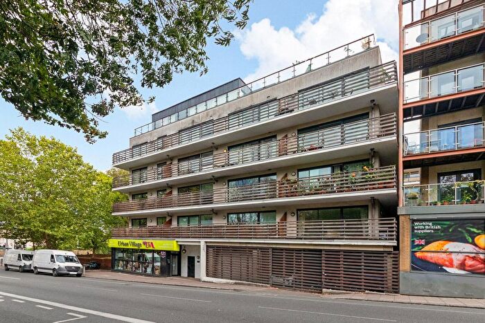 1 Bedroom Flat To Rent In Denmark Hill, Camberwell, London, SE5