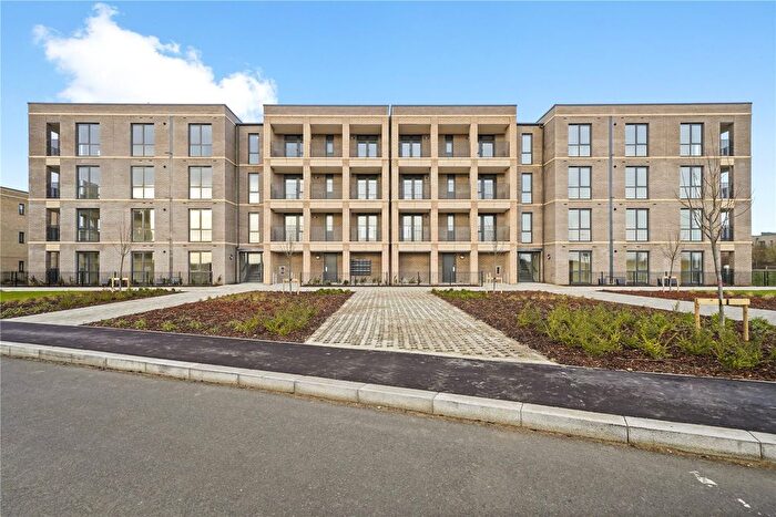 2 Bedroom Flat To Rent In Osprey Drive, Trumpington, Cambridge, Cambridgeshire, CB2