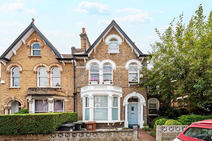 1 Bedroom Flat To Rent In Algiers Road, Ladywell, London, SE13