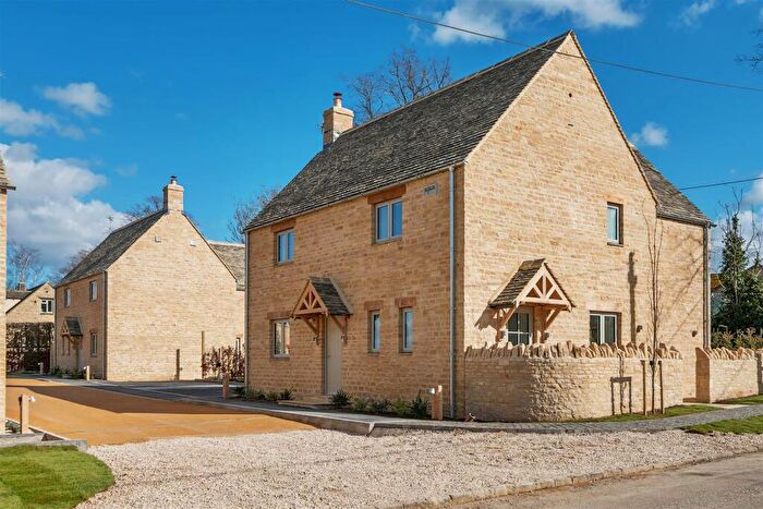 4 Bedroom Detached House For Sale In Church Road, Milton Under Wychwood, OX7