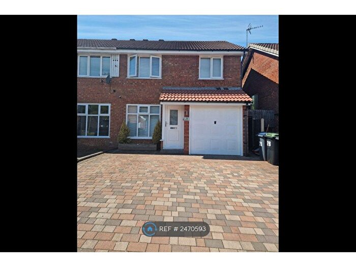 3 Bedroom Semi-Detached House To Rent In Woodham Close, Birmingham, Birmingham, B45