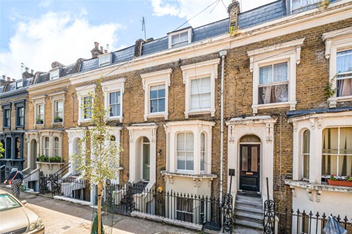 2 Bedroom Flat To Rent In Tomlins Grove, Bow, London, E3
