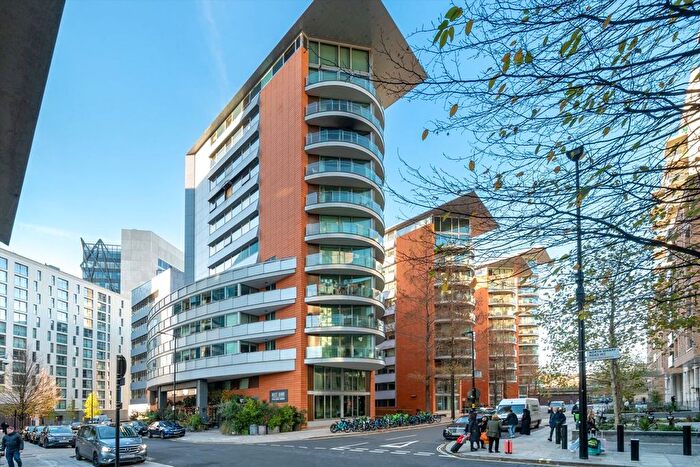 3 Bedroom Flat To Rent In Hermitage Street, Paddington, W2