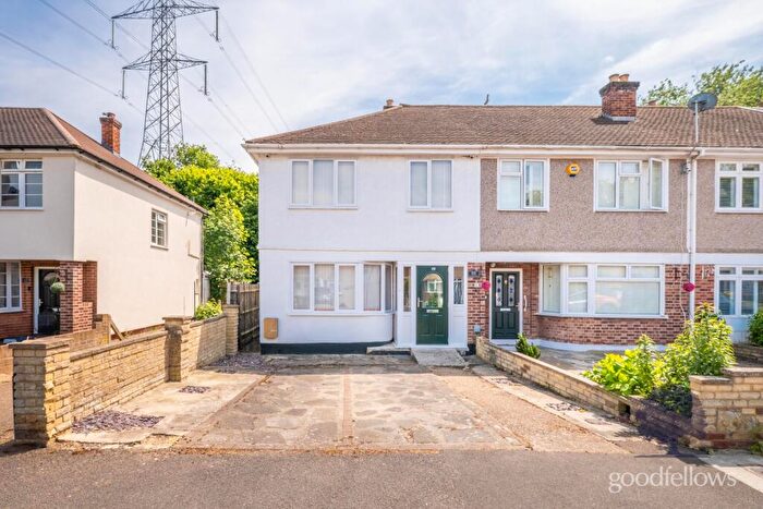 4 Bedroom Semi-Detached House To Rent In Riverside Drive, Mitcham, CR4