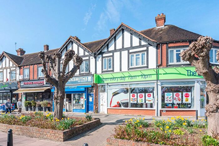 2 Bedroom Flat To Rent In The Oval, Bexleyheath, Sidcup, DA15