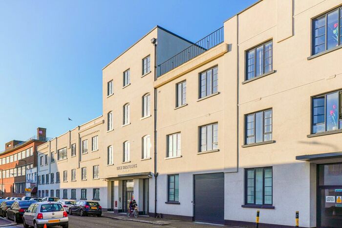 1 Bedroom Flat To Rent In Warple Way, London, W3