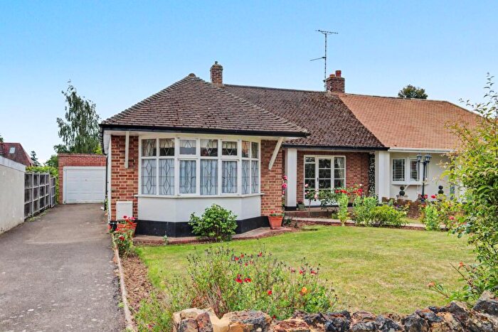 4 Bedroom Semi-Detached Bungalow For Sale In Steyning Avenue, Wick Estate, SS2