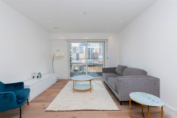 1 Bedroom Flat To Rent In Exchange Gardens, London, SW8