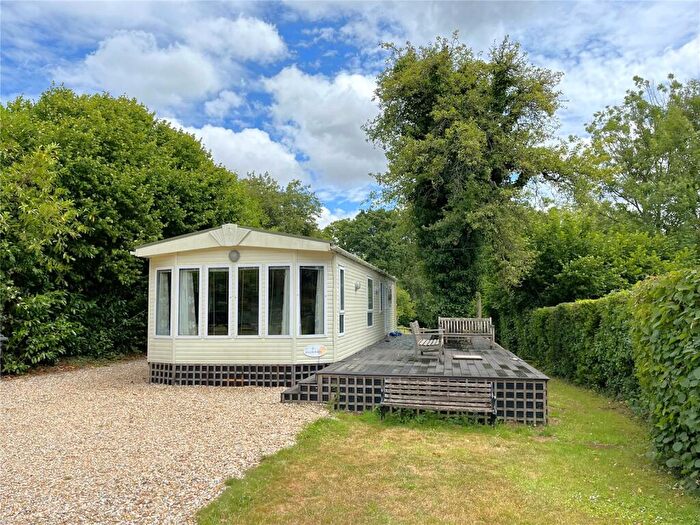 2 Bedroom Detached House For Sale In Doctors Hill, Sherfield English, Romsey, Hampshire, SO51