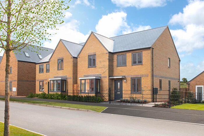 4 Bedroom Detached House For Sale In Nuffield Road, St Neots, Cambridgeshire, PE19