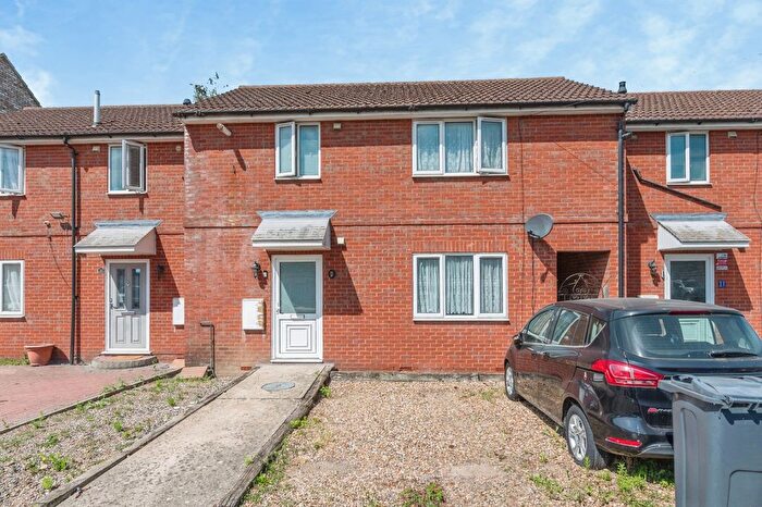 3 Bedroom Terraced House For Sale In Portsea Road, Tilbury, Essex, RM18