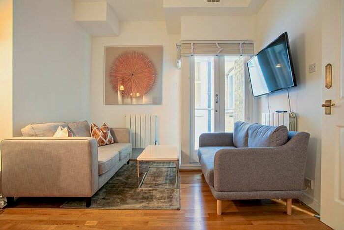 1 Bedroom Flat To Rent In Nottingham Place, London, W1U