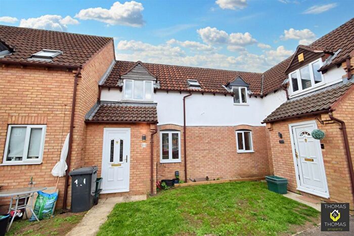 2 Bedroom Terraced House To Rent In Lanham Gardens, Quedgeley, GL2