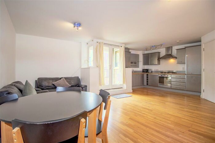 2 Bedroom Flat To Rent In Curtain Road, London, EC2A