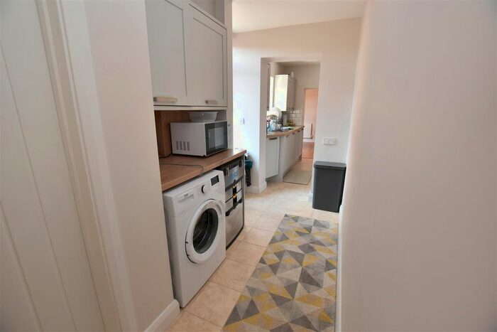 3 Bedroom Property To Rent In Victoria Street, Worcester, WR3