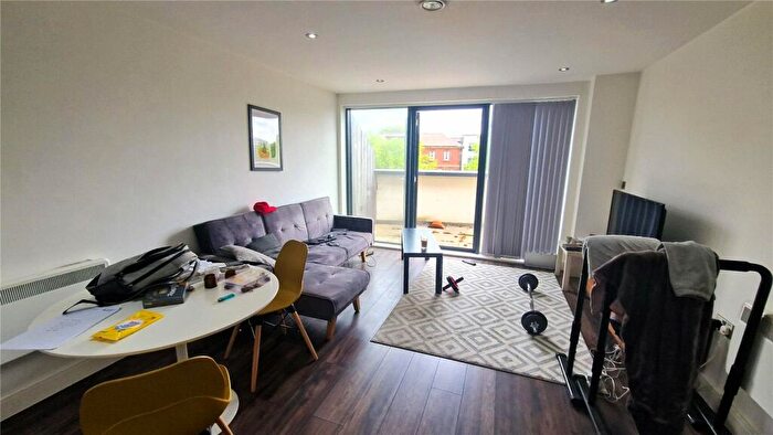 1 Bedroom Apartment To Rent In The Quadrant, Sand Pits, Birmingham, B1