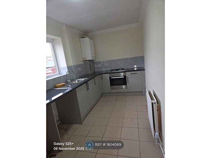 3 Bedroom Terraced House To Rent In Gower Street, Walsall, WS2