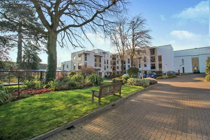 1 Bedroom Apartment For Sale In Wilton Court, Southbank Road, Kenilworth, CV8