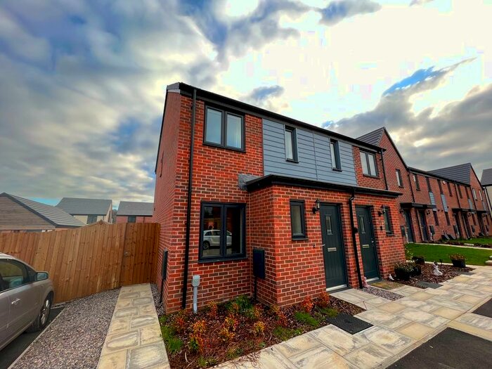 2 Bedroom Property To Rent In Dol Glaswg, Capel Llanilltern, Cardiff, CF5