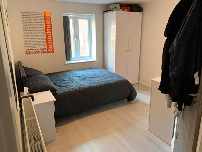 1 Bedroom Flat To Rent In Millstone Lane, Leicester, LE1