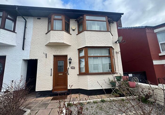 3 Bedroom Town House For Sale In Eridge Street, Liverpool, Merseyside, L8