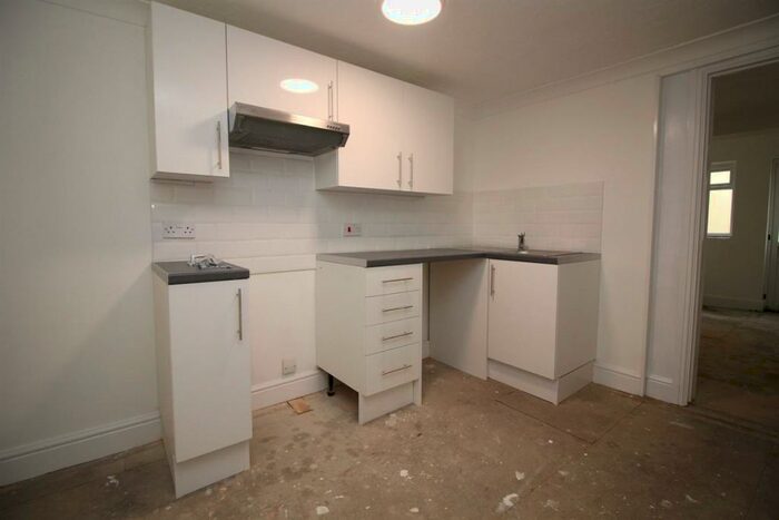 2 Bedroom Flat To Rent In Orwell Road, Clacton-on-Sea, CO15