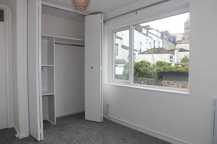 1 Bedroom Flat To Rent In Brook Street, Falmouth, TR11