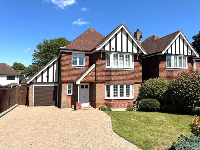 4 Bedroom Detached House For Sale In Appleby Close, Petts Wood, Orpington, BR5