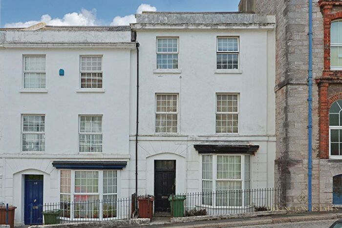 2 Bedroom Flat For Sale In Hoe Street, Plymouth, PL1