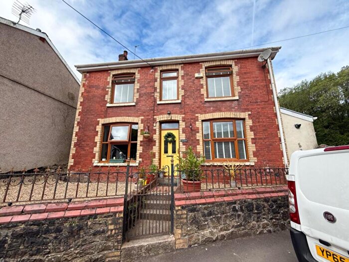 3 Bedroom Detached House For Sale In Ffrwd Road, Abersychan, Pontypool, NP4