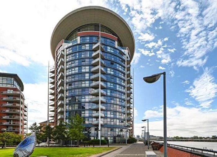1 Bedroom Flat To Rent In Orion Point, Crews Street, Isle Dogs, Canary Wharf, London, E14