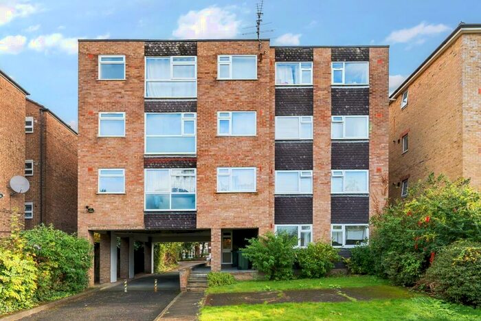 2 Bedroom Flat To Rent In Burnt Ash Hill Lee, SE12