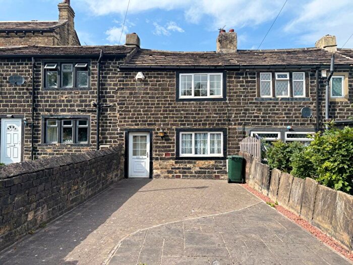 1 Bedroom Terraced House For Sale In White Lane Top, Odsal, Bradford, BD6
