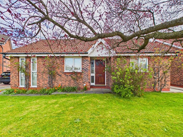 2 Bedroom Bungalow For Sale In Woodvale Drive, Hebburn, Tyne And Wear, NE31