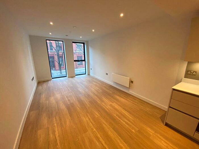 1 Bedroom Apartment To Rent In Whitworth Street Manchester, M1