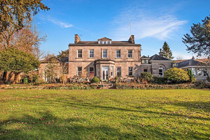 3 Bedroom Flat For Sale In Beetham House, Beetham, LA7