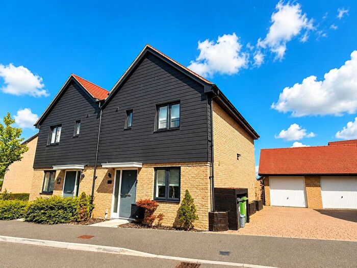 3 Bedroom Semi-Detached House For Sale In Brindley Road, Whiteley, PO15