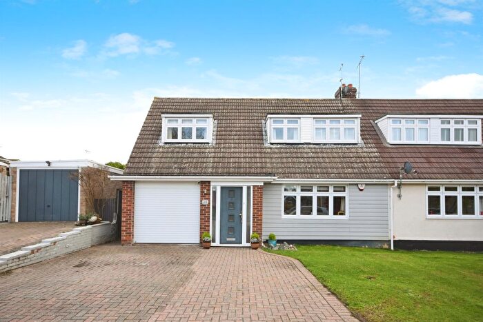 3 Bedroom Semi Detached House For Sale In Barryfields, Shalford, Braintree, CM7