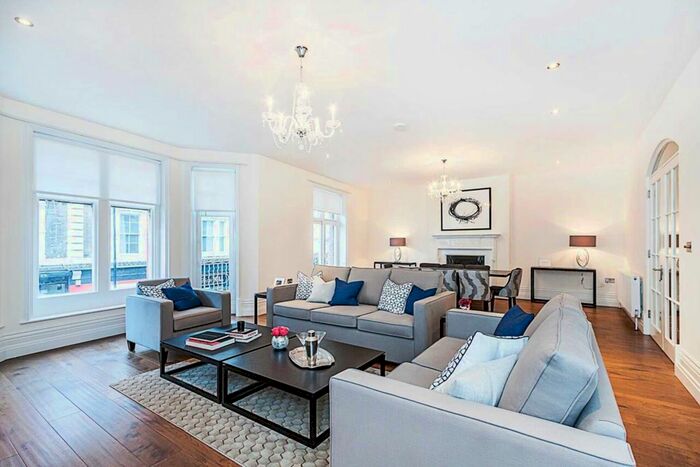 4 Bedroom Flat To Rent In Old Brompton Road, South Kensington, SW7