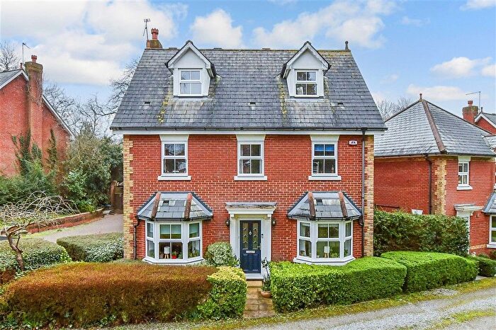 5 Bedroom Detached House For Sale In Oakland Place, Buckhurst Hill, Essex, IG9