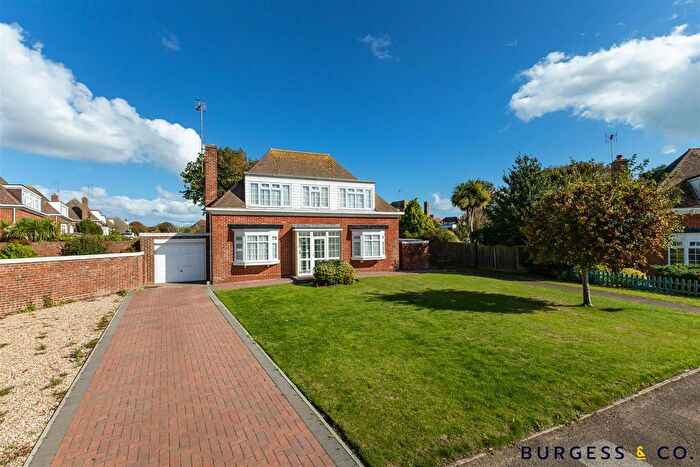 3 Bedroom Detached House For Sale In Elsted Road, Bexhill-On-Sea, TN39