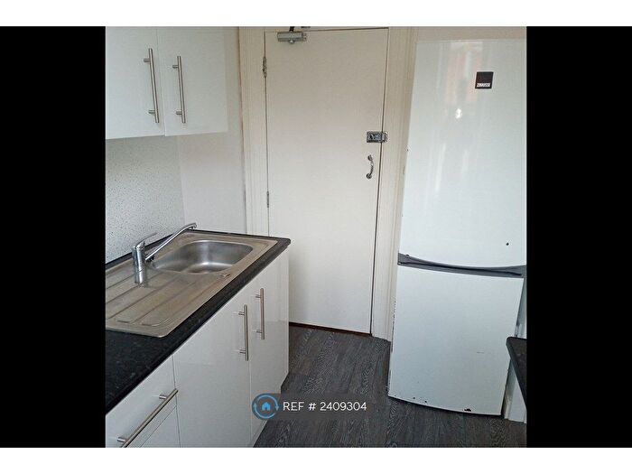 1 Bedroom Flat To Rent In Duke Street, Plymouth, PL1