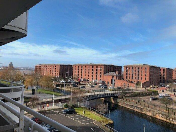 2 Bedroom Flat To Rent In Royal Quay, Kings Dock, Liverpool, L3
