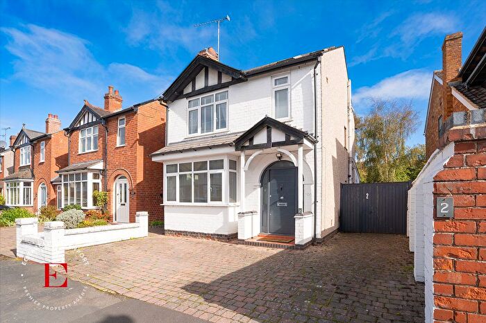 4 Bedroom Detached House For Sale In Bertie Road, Kenilworth, CV8